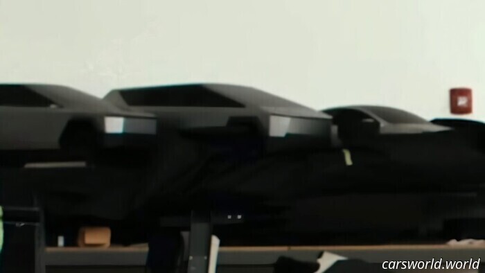 ¿Tesla acaba de revelar un CyberSUV oculto a simple vista? | Carscoops